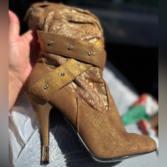 Baby Phat “Fortuna” Boots - Picture 9 of 13